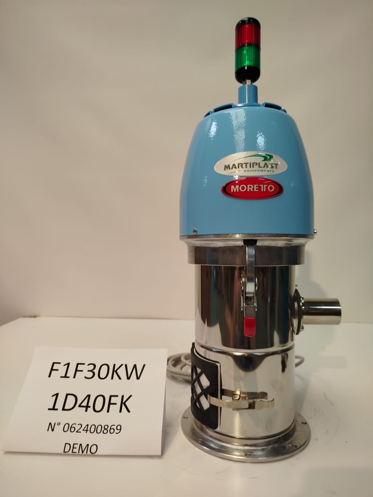 CHARGEUR MORETTO KASKO COMPACT F1F30KW