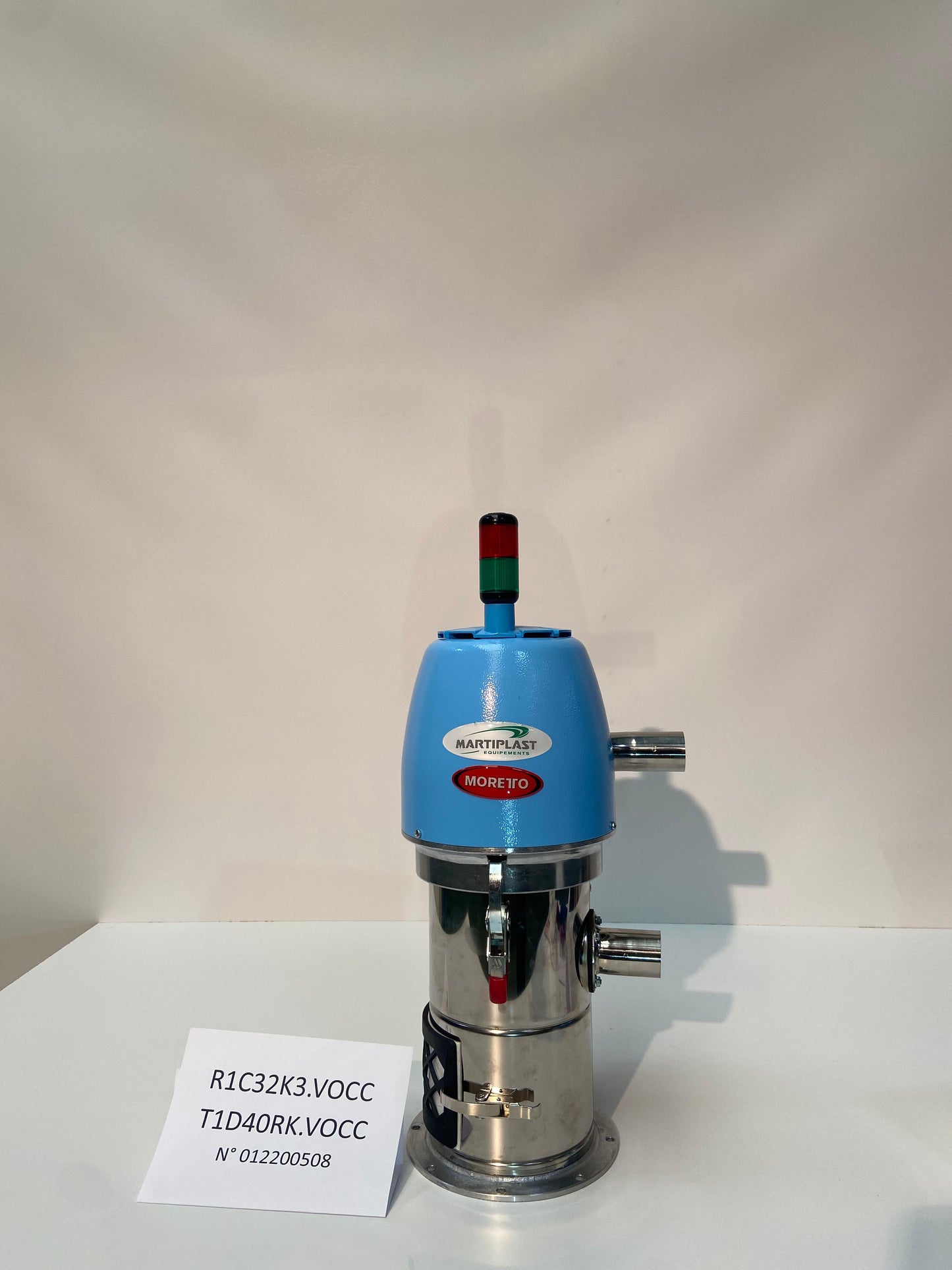 CHARGEUR MORETTO R1C32K3.VOCC